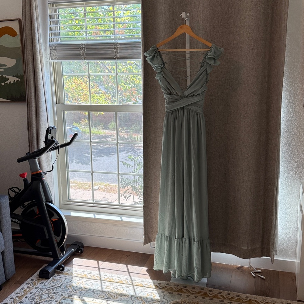 Lulu's Sage Ruffle-Shoulder Maxi Dress - Picture 5 of 9